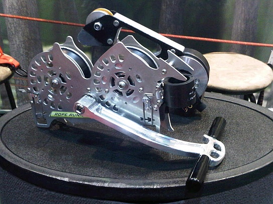 ACE Engineering Mechatronics rope runner ACE Engineering Mechatronics rope runner